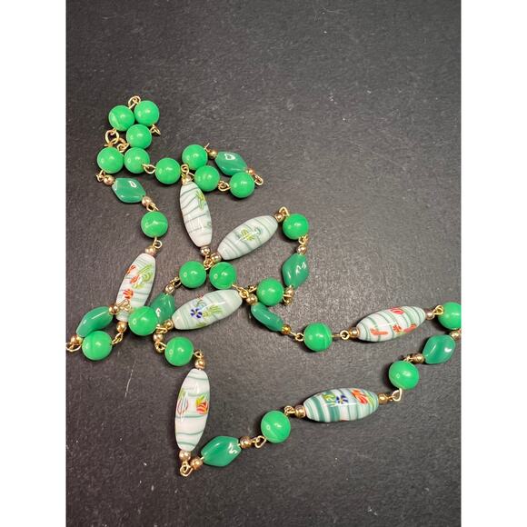 Vintage 32" Italian Murano Art Glass Green Floral Beaded Necklace - Picture 9 of 15
